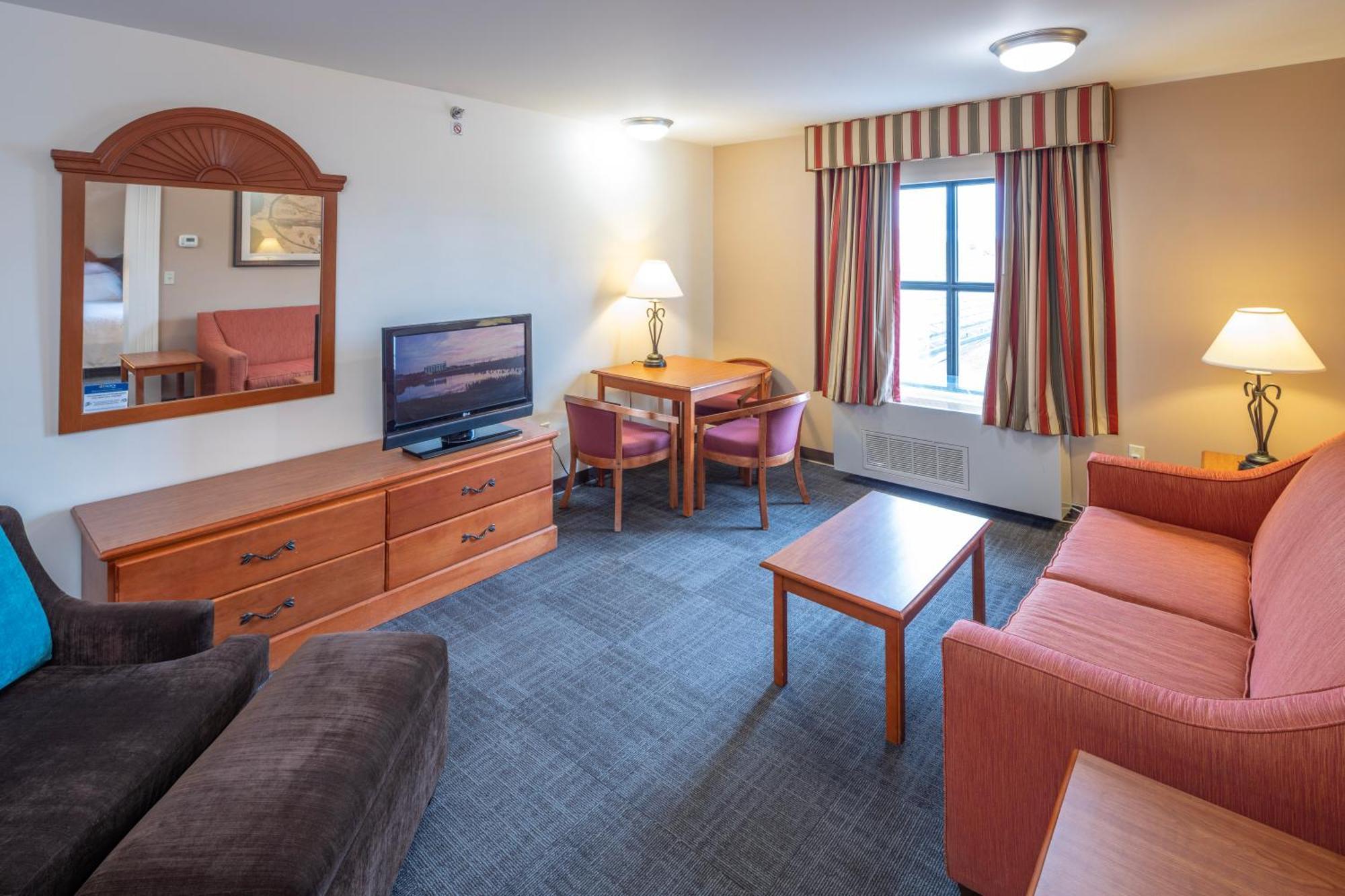Akwesasne Mohawk Casino Resort And Players Inn Hotel -Formerly Comfort Inn And Suites Hogansburg Ny Exterior photo